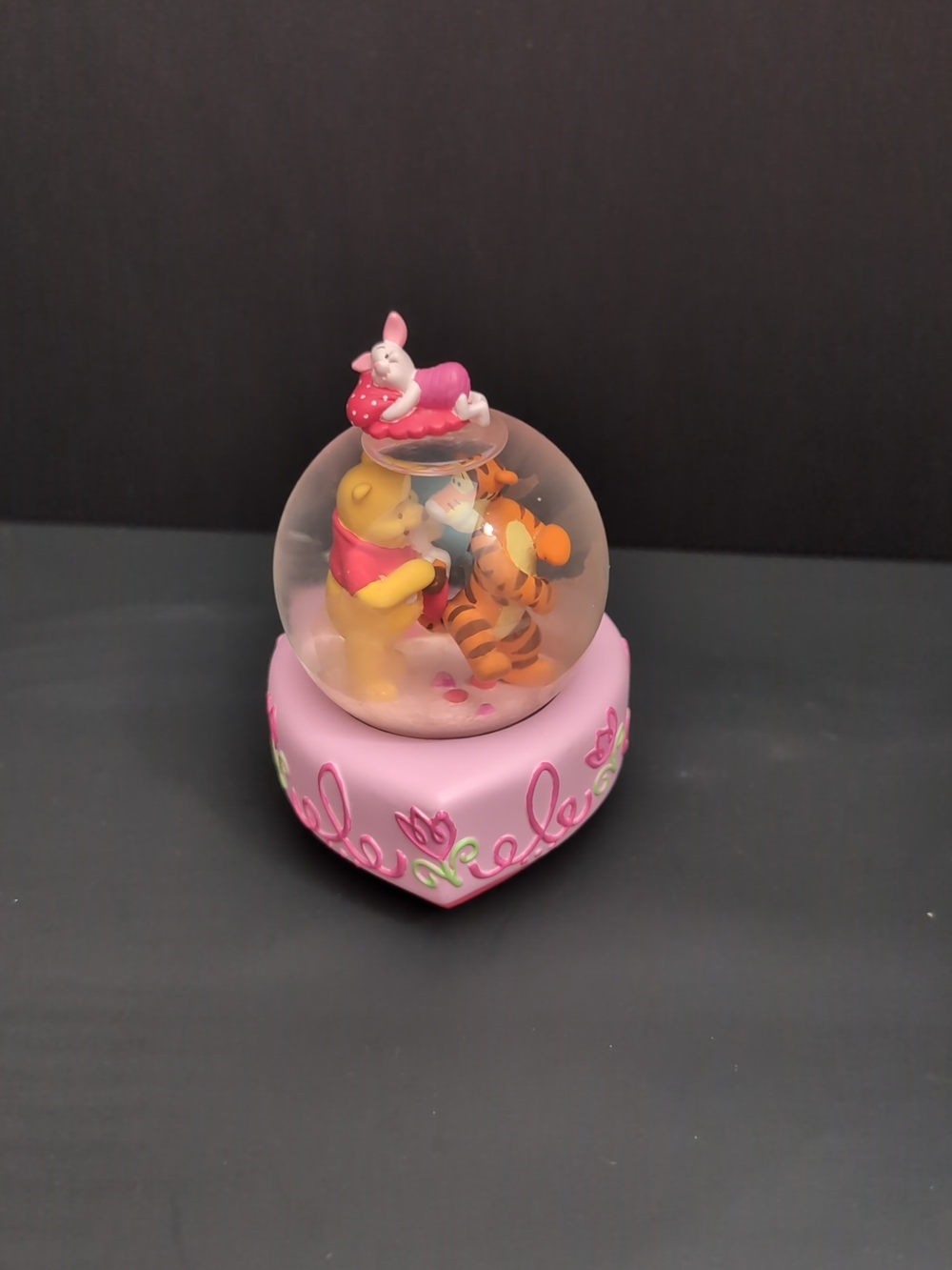 Disney Pink Heart Snow Globe with Winnie the Pooh, Tigger & Piglet 5-2026